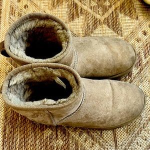 Ugg boots size 8